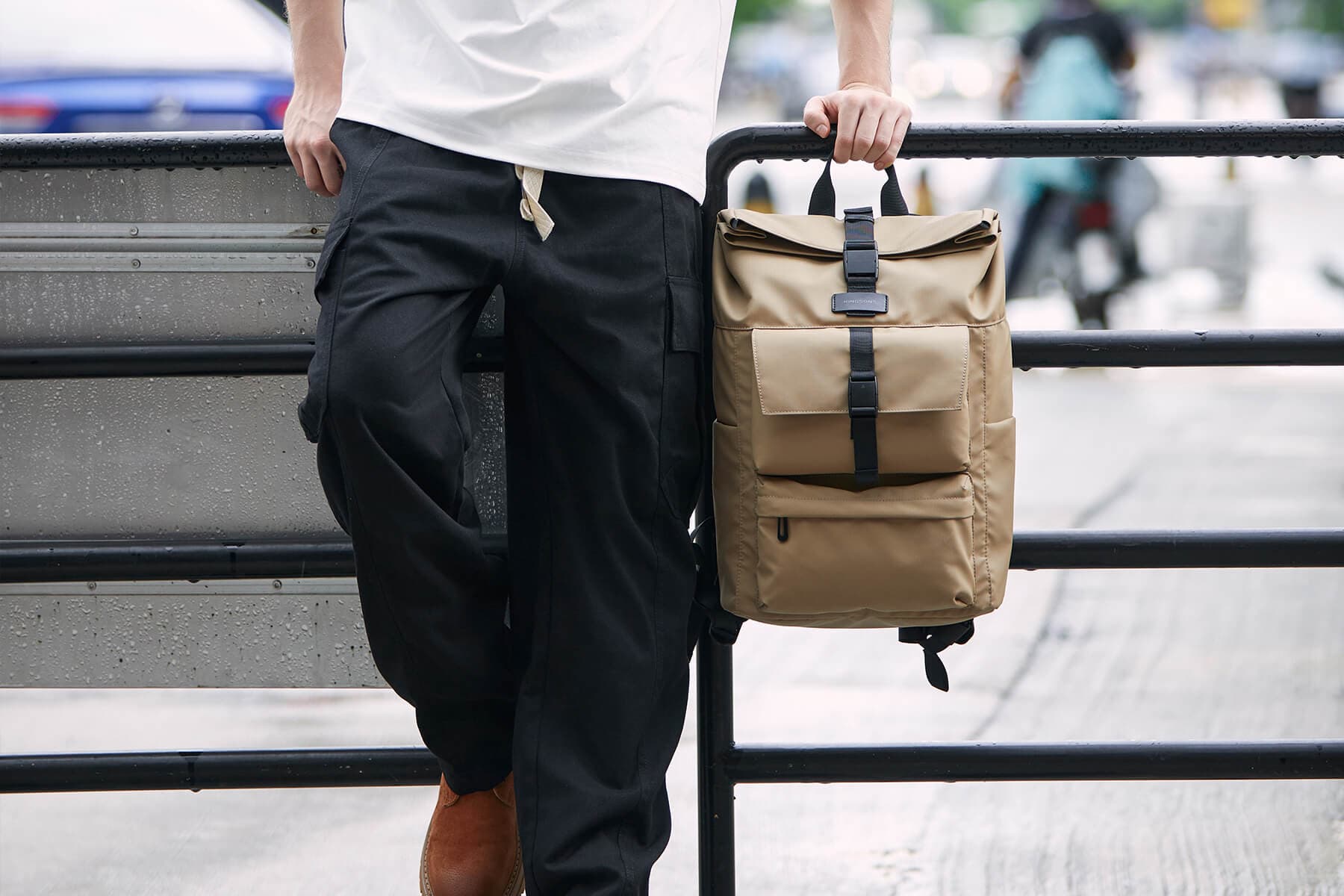Kingsons KS3327W 15.6" Urban Roll-Top Backpack 3