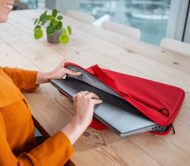 Trust Bologna Laptop Bag 16" Eco Red 24449 2